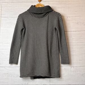 Cabi Sweater Womens Size XXS Black & White Stripe Split Front & Back Turtle Neck